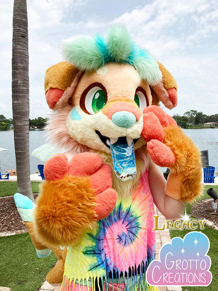 Lychee the shark puppy (Star Feather Original)