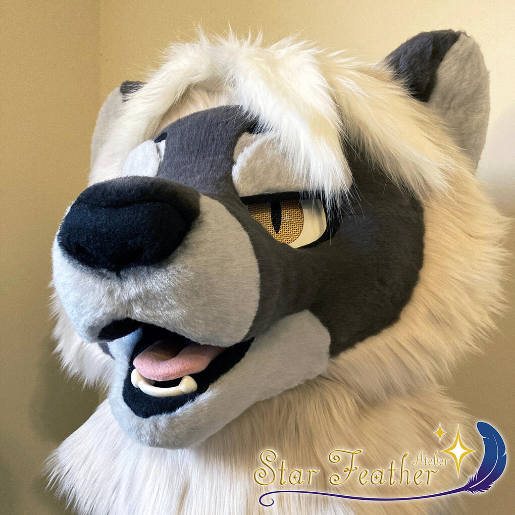 Silver the lion (Star Feather Original)